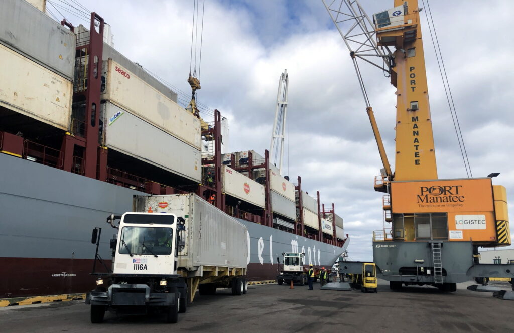 Port Manatee y Del Monte prolongan su relación como centro importador